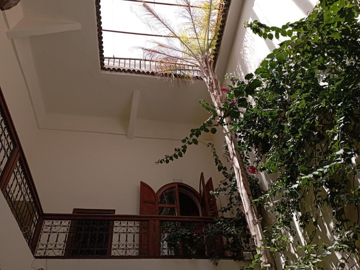 Riad White Flowers Marrakesh Buitenkant foto